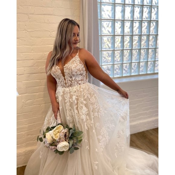 Martina Liana 1214 Wedding Gown Size 14 - Picture 6 of 8